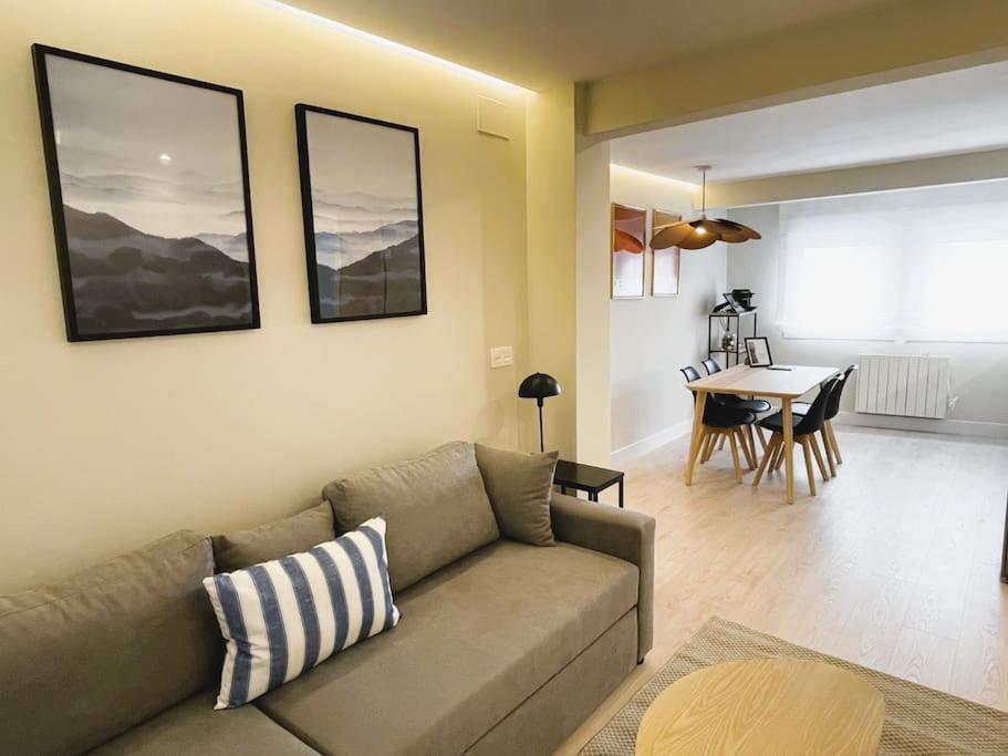 Calida Estancia Descubre La Ciudad Bilbao Exterior foto