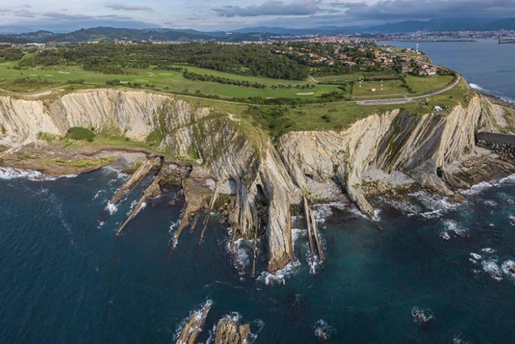 Calida Estancia Descubre La Ciudad Bilbao Exterior foto